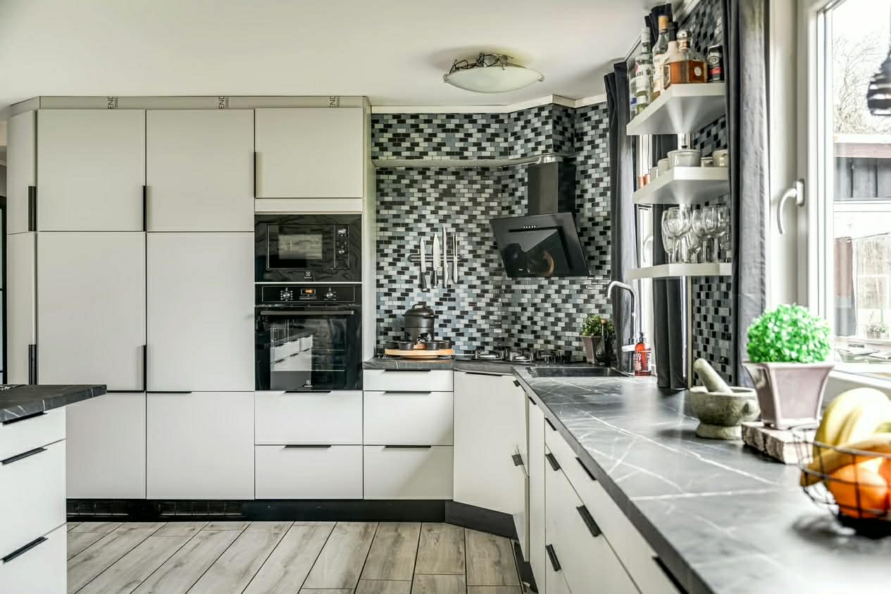 Komplett husrenovering inomhus - Image 7