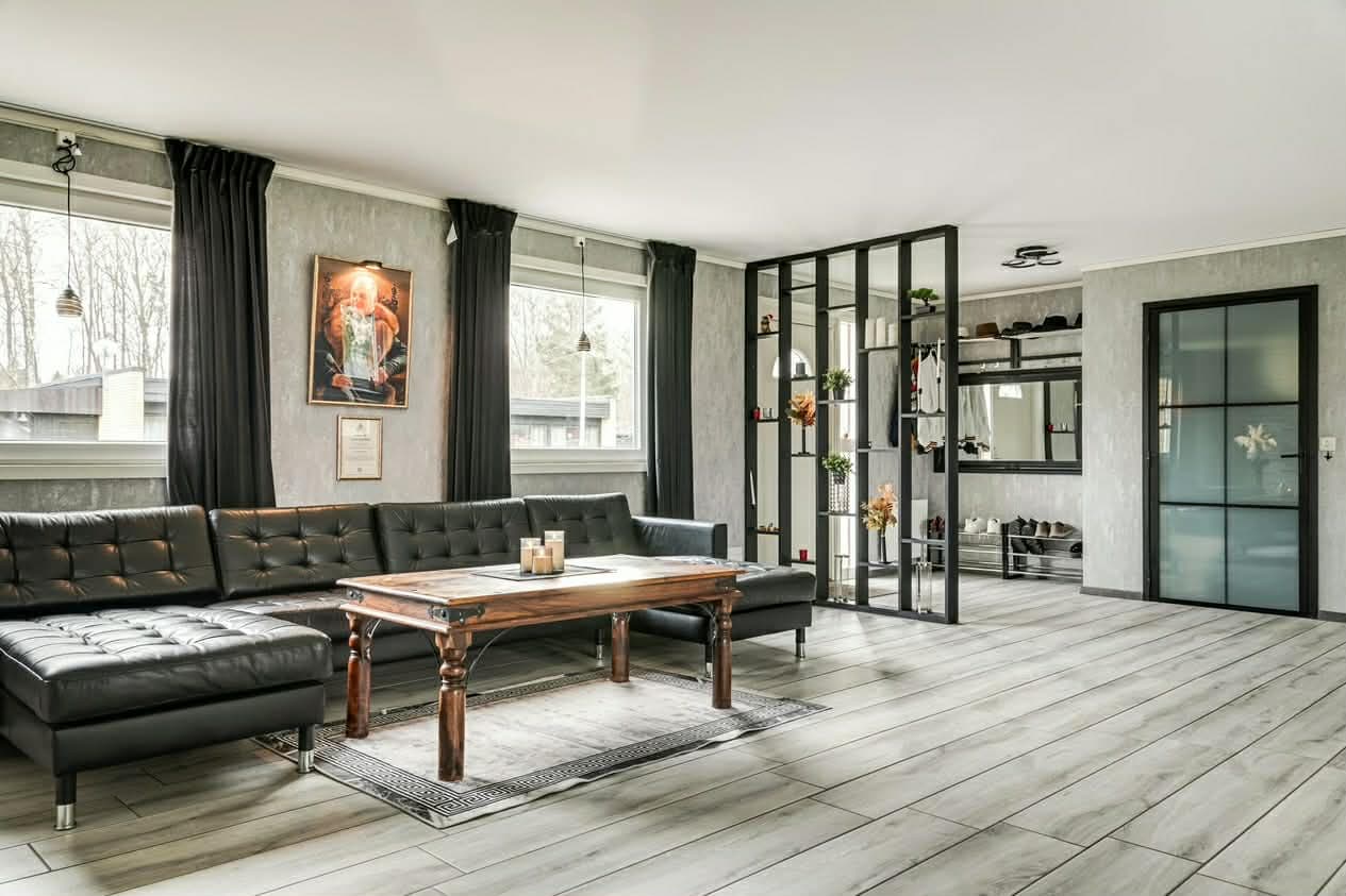 Komplett husrenovering inomhus - Image 9